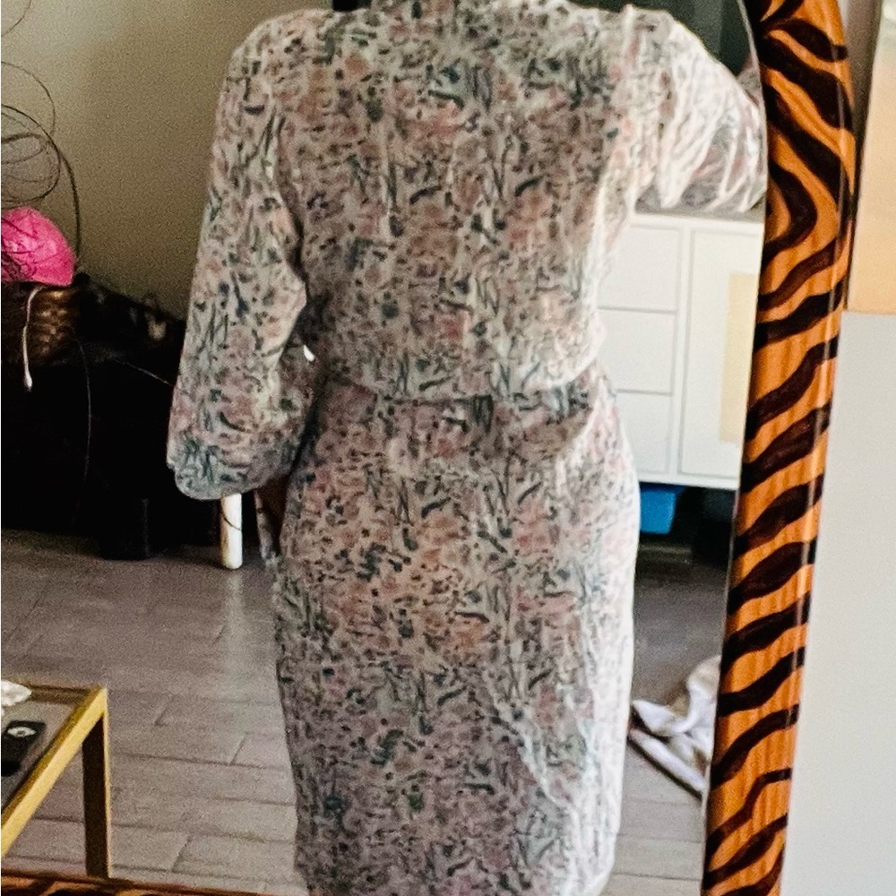 Floral Pink and Blue Silk & Cotton blend midi Robe - Picture 4 of 7